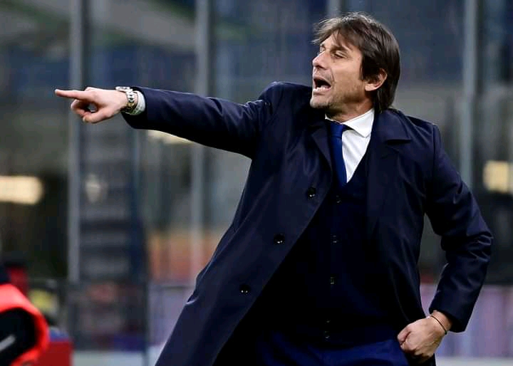 Klabu ya Manchester United umefanya mazungumzo na kocha Antonio Conte kuhusu Kimrithi mikoba ya Ole Gunnar Solskjaer