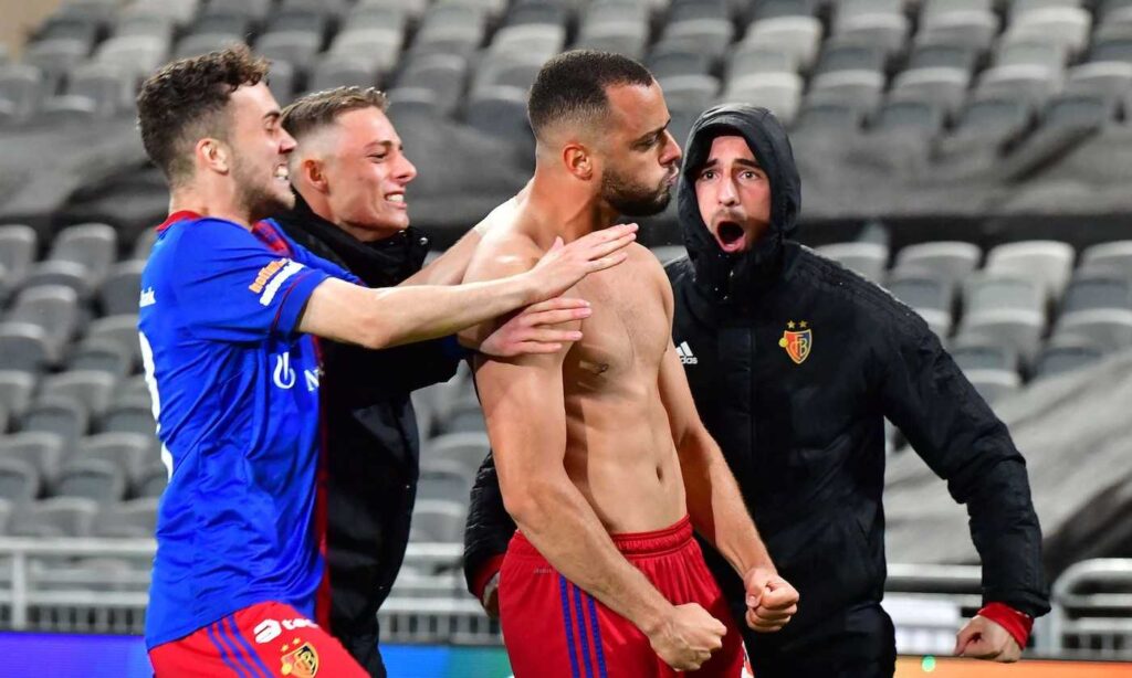 Arthur Cabral will undergo his medical