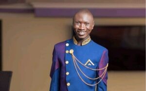 Kenyans are divided by rumors of a romance between Stevo Simple Boy and Trisha Khalid.